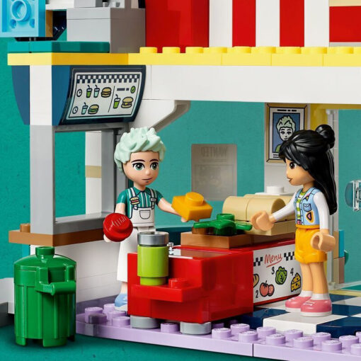 LEGO® Friends: Εστιατόριο στο κέντρο της Heartlake - Image 5