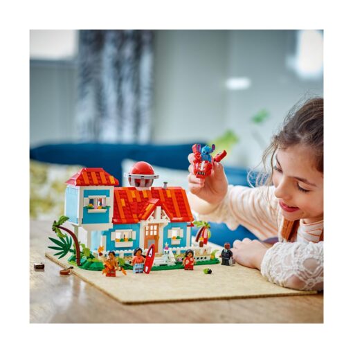 LEGO® Disney Classic: Lilo And Stitch Beach House - Image 5