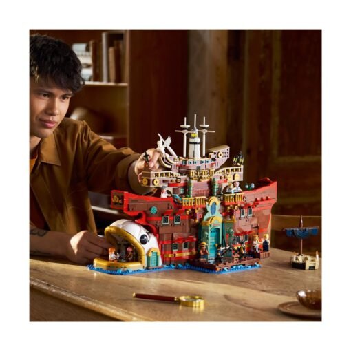 LEGO® One Piece: The Baratie Floating Restaurant - Image 3